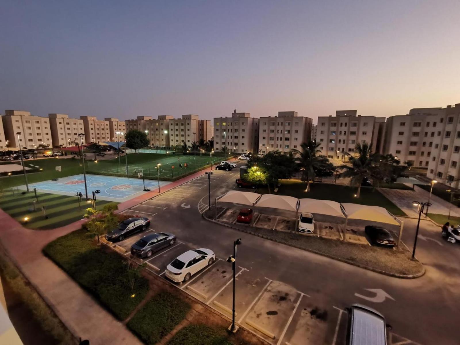 بيوت أدار - Adar Homes King Abdullah Economic City Esterno foto